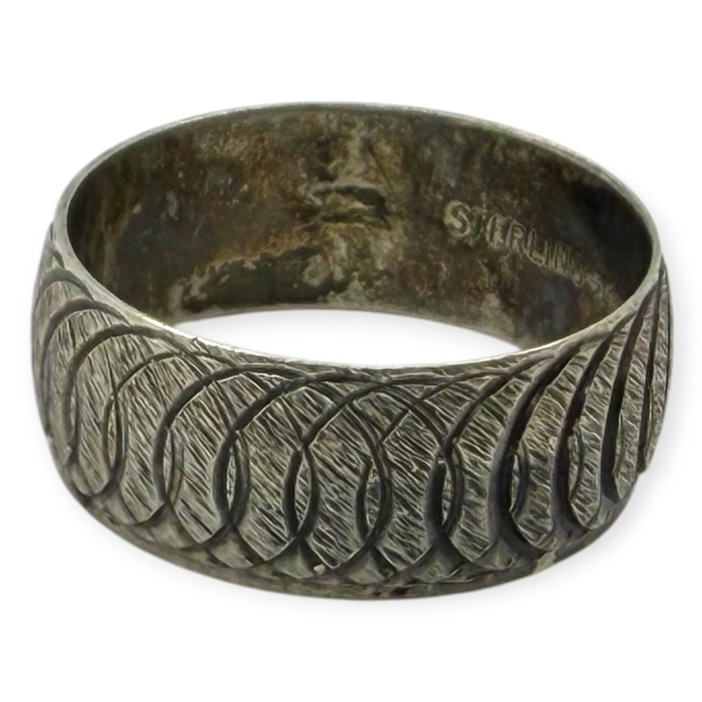 Vintage M-H Band Ring Sterling Silver Size 7.75 Textured Etched Swirl 4g